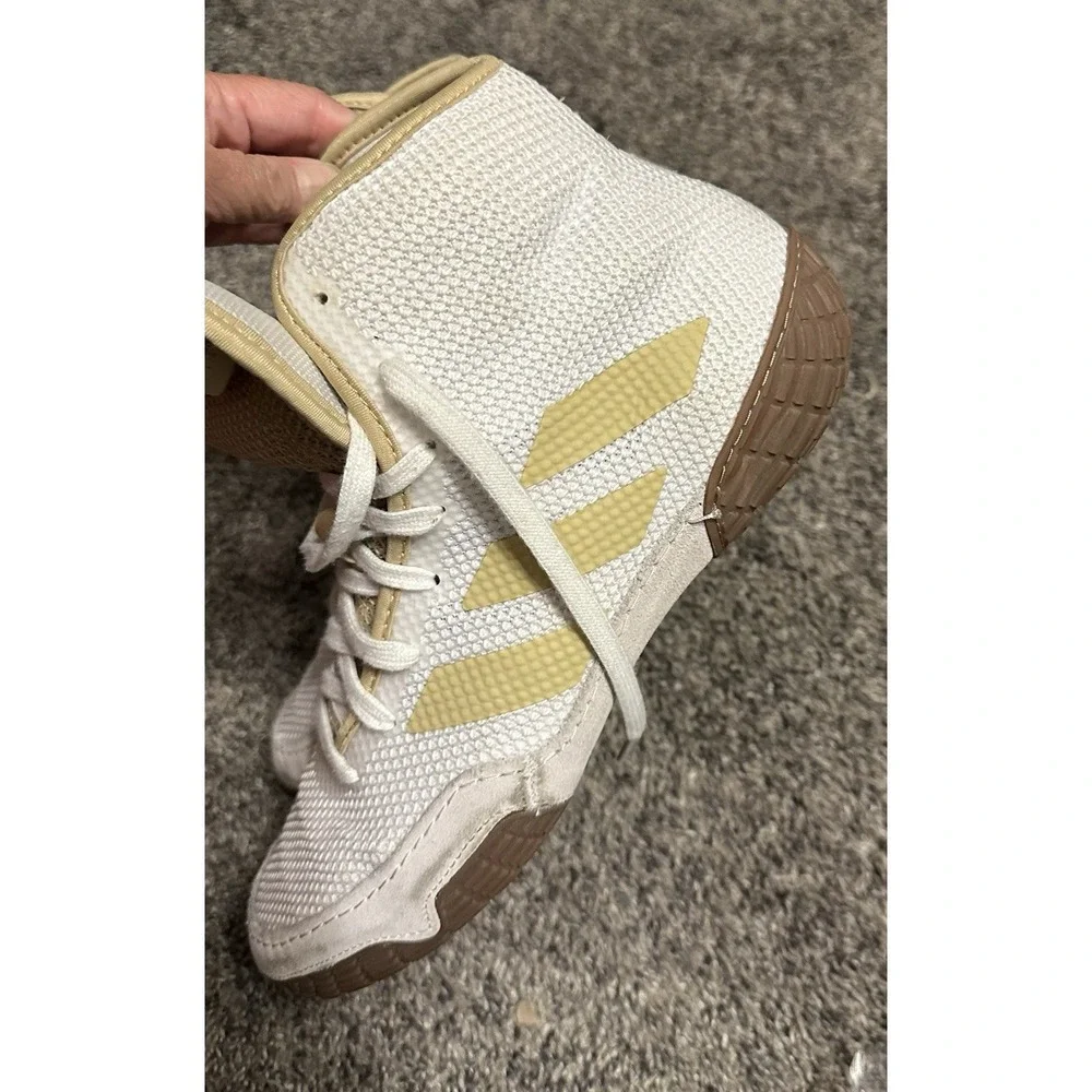 Adidas Wrestling Shoes TECH FALL 2.0 White / Gold Mens Size 7